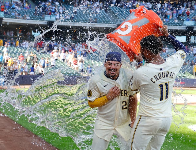 Adames celebra su su cumpleaños 29 con un jonrón