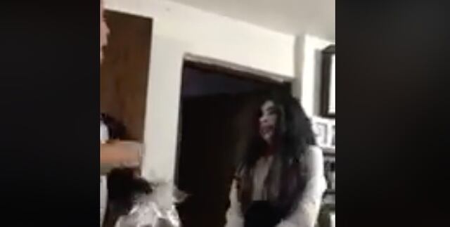 Madre boricua se lleva tremendo susto en Halloween