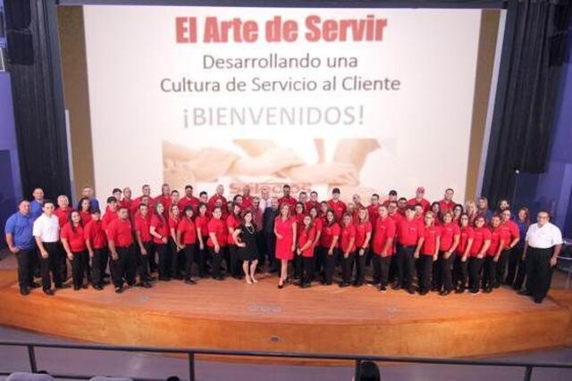 Supermercados Selectos abre nuevo establecimiento en Coamo