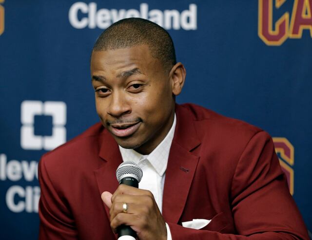 Rehabilitación de Isaiah Thomas no incluirá cirugía