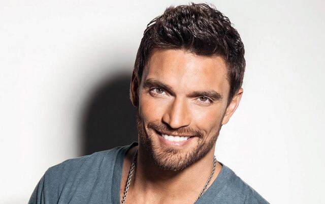 Julián Gil: "Todavía estoy esperando que llegue el cheque"
