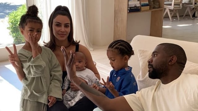 Kim Kardashian derrite a fans con video donde comparte con sus hijos