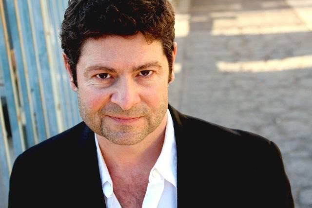 Actor Kirk Baltz vendrá a la Isla