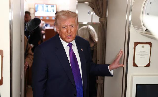 Trump eleva a 15% el arancel global tras fallo del Supremo