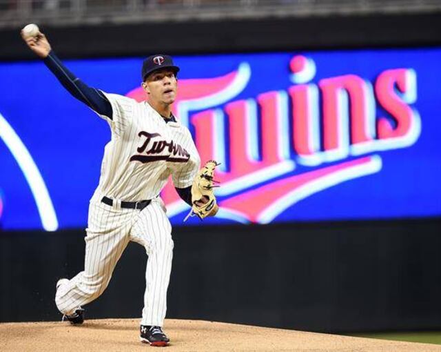 José Berríos gana su quinto juego de la temporada en Grandes Ligas