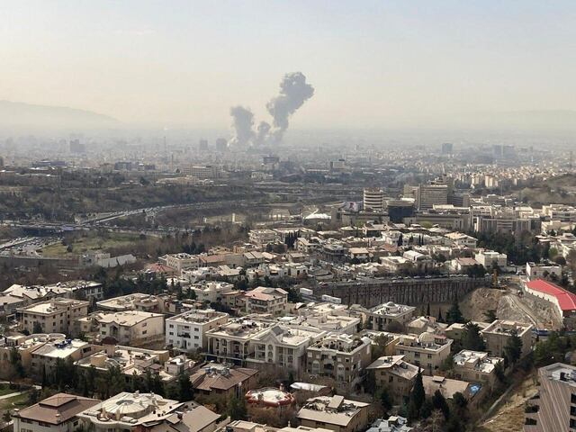Demócratas denuncian que Trump declaró la guerra a Irán sin permiso del Congreso