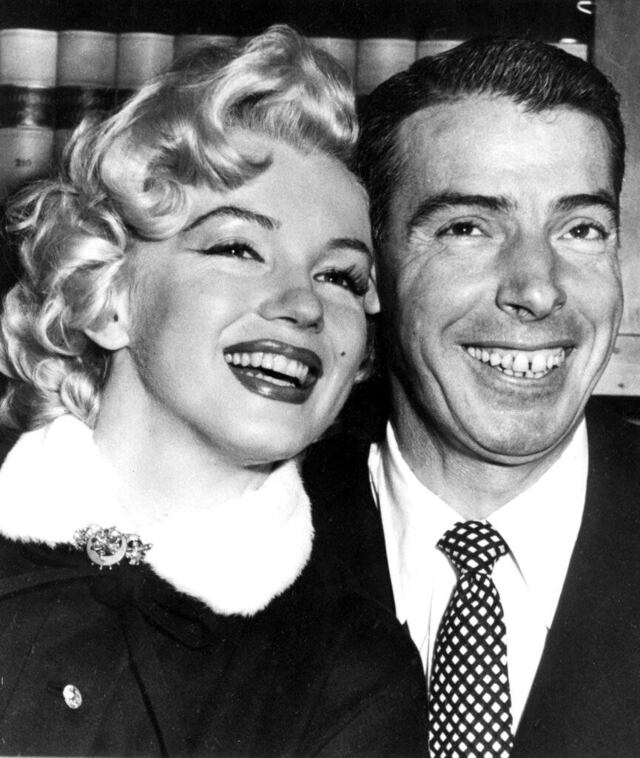 Subastan vestido con que Marilyn Monroe anunció divorcio de Joe DiMaggio