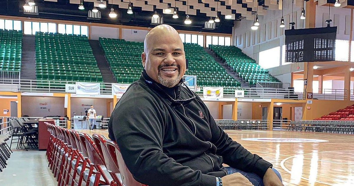 Ali P R Ali Warrington está feliz con su etapa de abuelo | Metro Puerto Rico