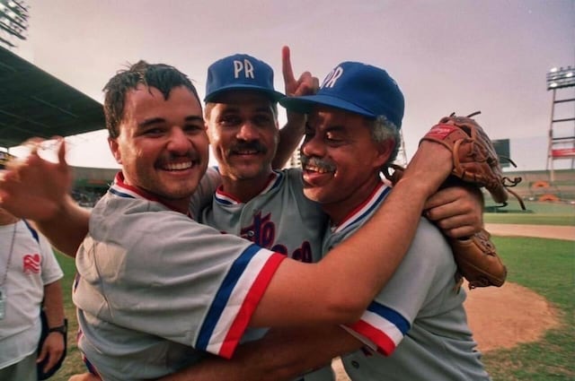 Encuentro de leyendas del Béisbol Superior Doble A en Humacao