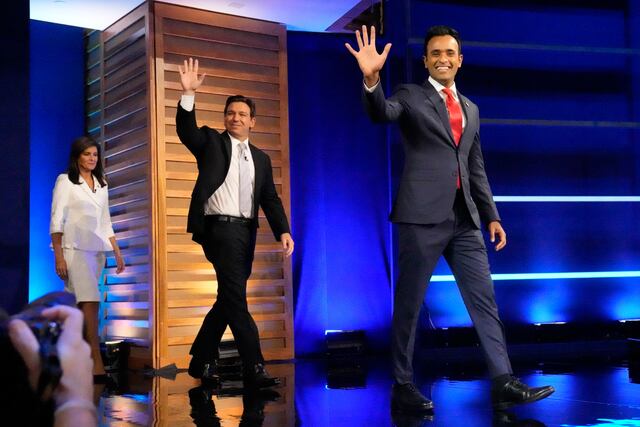 Precandidatos republicanos presentan sus posturas