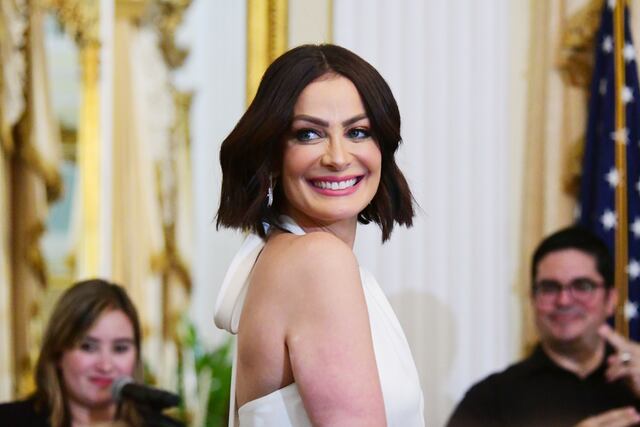 Reviven video de Dayanara Torres en su faceta de cantante