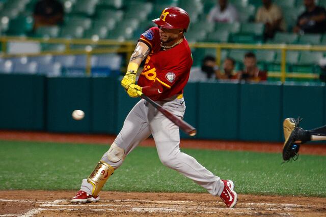 Indios, Leones y Gigantes se apuntan victorias en la pelota invernal