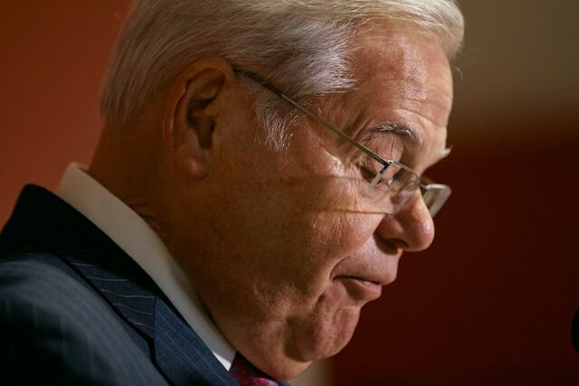 Senador Bob Menendez rechaza acusaciones de corrupción