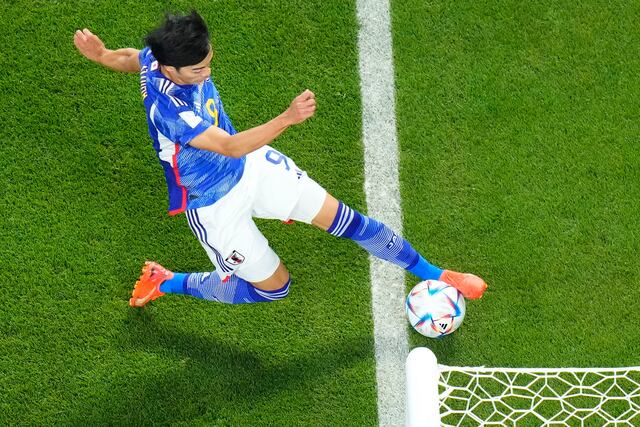 Foto captura el momento clave antes del gol de Japón