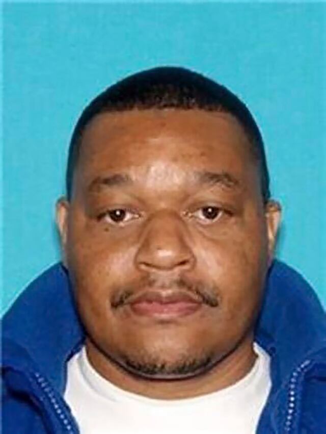 Masacre deja muertas a tres mujeres y una niña en balaceras en Memphis
