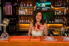 Entre un Negroni y recuerdos de Sicilia: La Barra Viajera hace escala en Italia con Diana Otero