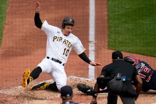 Hayes remolca 3 carreras y Piratas vencen a Bravos