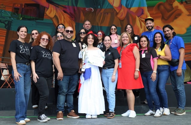 Estudiantes de Cayey destacan con nuevos emprendimientos