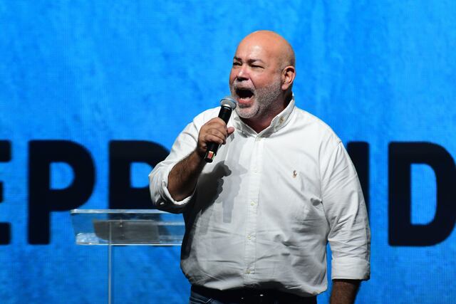 Carlos ‘Johnny’ Méndez exige que se apruebe proyecto para eliminar el IVU de los muelles