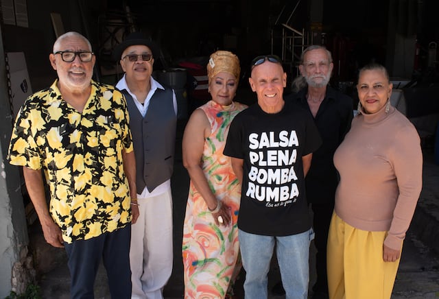 Otorgan incentivo económico a seis músicos destacados