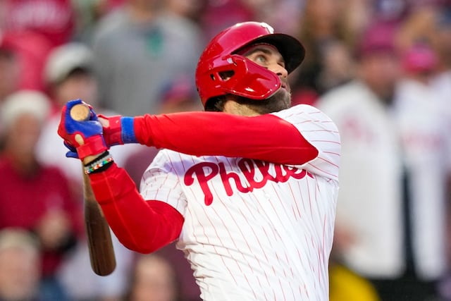 Filis siguen su camino en los playoffs