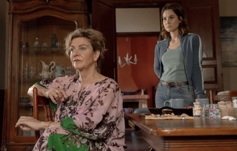 Solo cuatro episodios y un misterio que no podrás soltar.