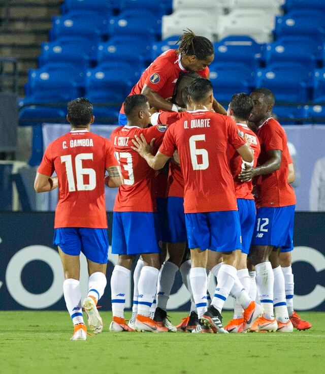 Costa Rica adelanta con apuros a cuartos en Copa de Oro