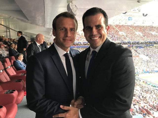 Ricardo Rosselló invita al presidente de la FIFA a la isla