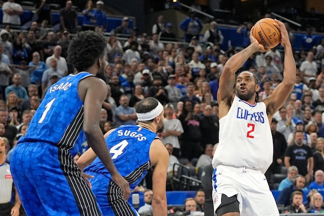 Leonard logra 29 puntos en victoria de Clippers sobre Magic, 100-97