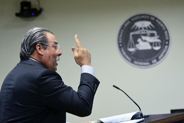Abogado del suspendido alcalde de Ponce pide desestimación del caso