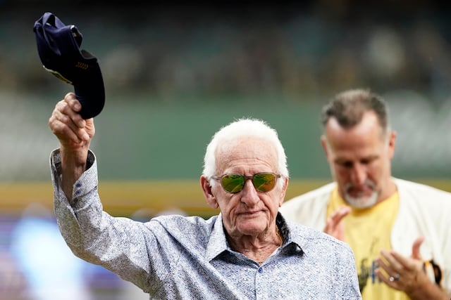 Fallece Bob Uecker, locutor de los Brewers y ‘Mr. Baseball’