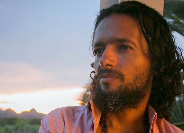 Draco Rosa se embarca en nueva etapa más "íntima" de su gira musical por EE.UU.
