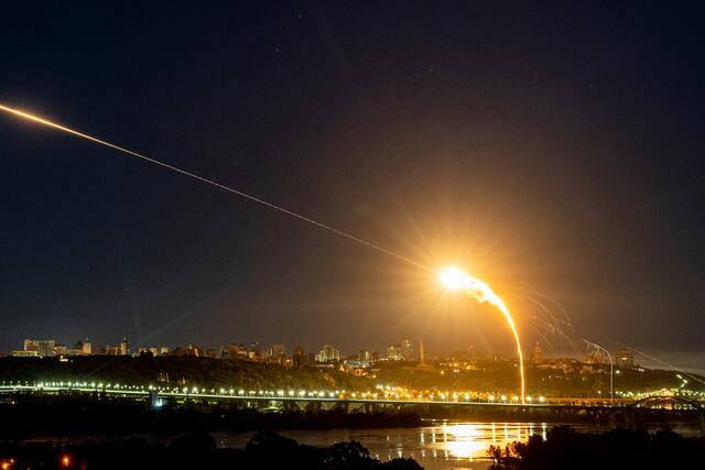 Rusia dispara drones contra Kiev
