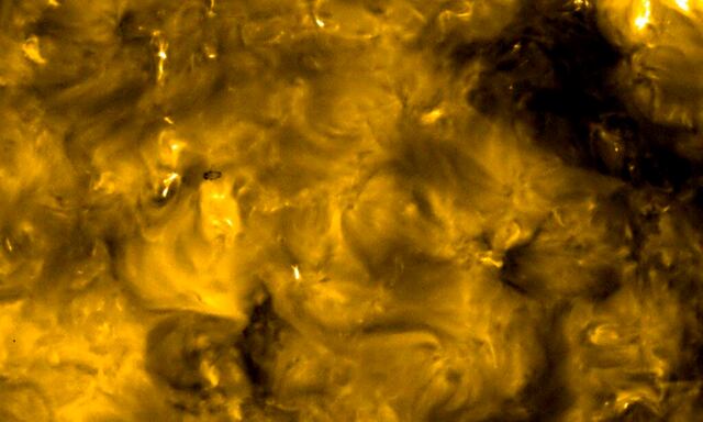Las fotos más cercanas tomadas del sol revelan innumerables "fogatas"