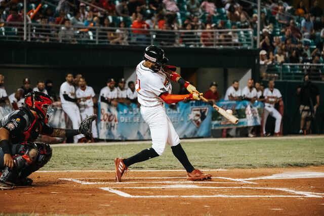 Toritos de Cayey consiguen su primera victoria en la serie final del Béisbol Superior Doble A