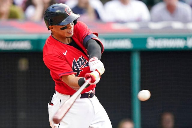 Indios vencen 14-6 a Reales; Hernández y Mercado jonronean