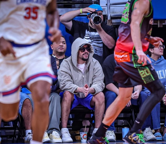 Bad Bunny dice presente en partido de los Cangrejeros de Santurce