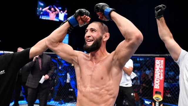 Caos Backstage II: Ahora en UFC y libre de mordidas