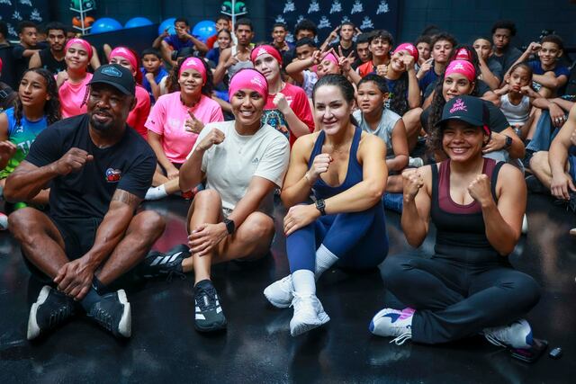 Young Kingz Foundation impulsa desarrollo deportivo y empoderamiento femenino con clínica en Caimito