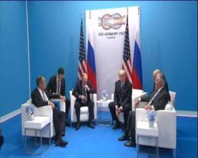 Trump rectifica y dice que cooperación en ciberseguridad con Rusia no pasará