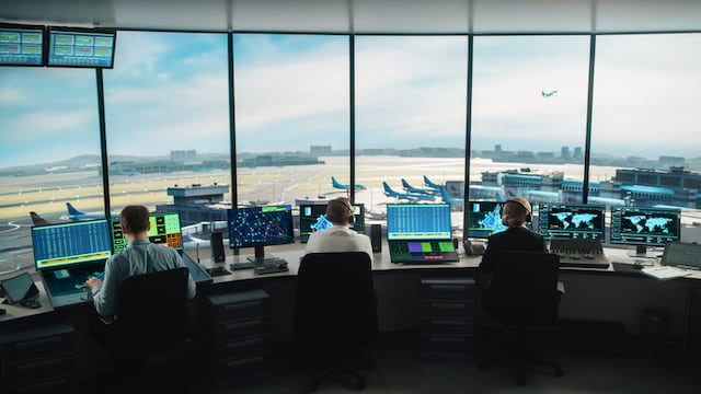 Afectado tráfico aéreo en el noreste de EEUU por corte de cable