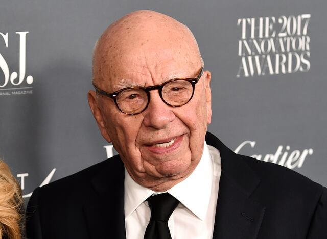 Renuncia el jefe de Fox y News Corp. en Estados Unidos