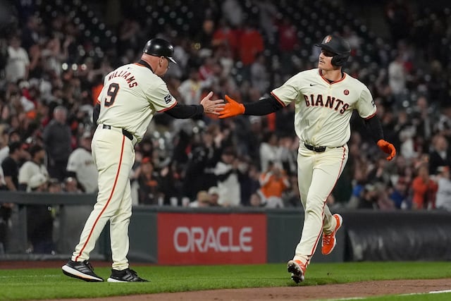 Matt Chapman alcanza acuerdo de $151 millones  y 6 años para seguir con los Giants