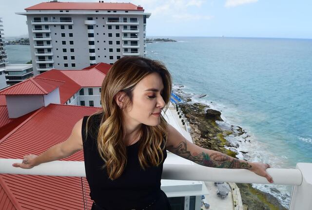 Kany descubre las bellezas de su novia
