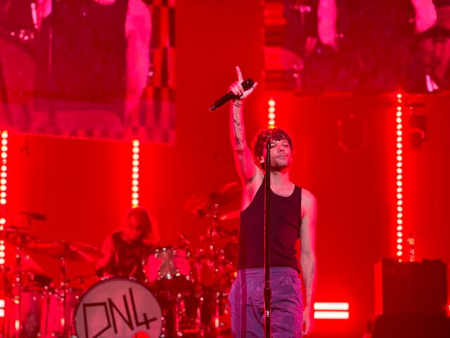 Louis Tomlinson conquista al público boricua con su concierto en el Choliseo