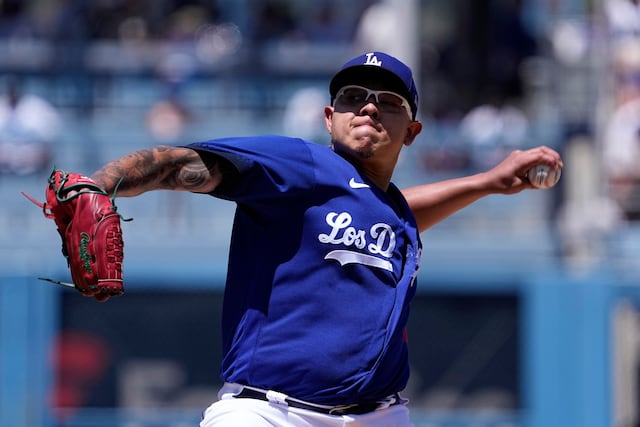Lanzador de los Dodgers enfrenta cargo grave de causar lesiones corporales a su pareja