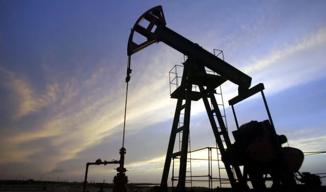 El precio del petróleo brent se dispara un 8 % ante las tensiones en Oriente Medio