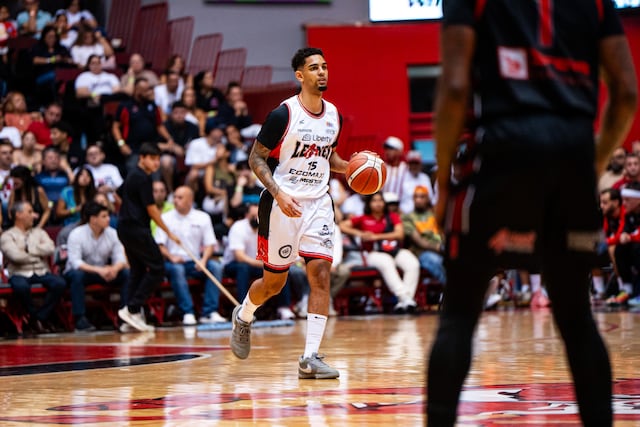 Regresa Michael Devoe a los Leones de Ponce para cuarto juego contra los Indios de Mayagüez