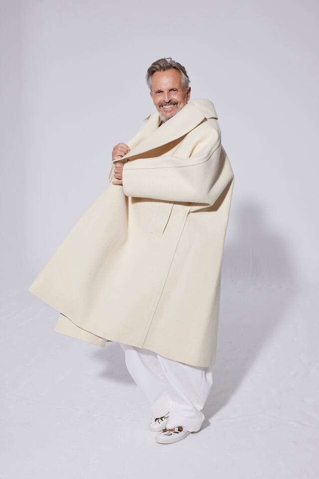 Miguel Bosé: “Solo el tiempo acomoda las cosas, las cura y soluciona”