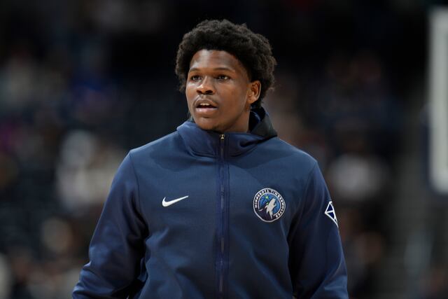 NBA multa 40,000 dólares a Edwards por comentario homofóbico